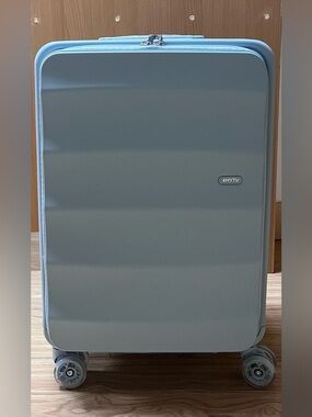 NWT* 4mytu Bigger Tank Carry-On in Delicate Blue